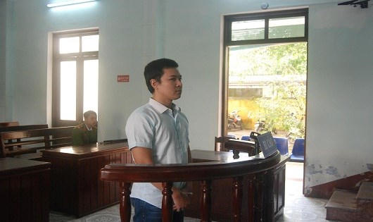 Vào tù vì tàng trữ “hàng trắng” để sử dụng