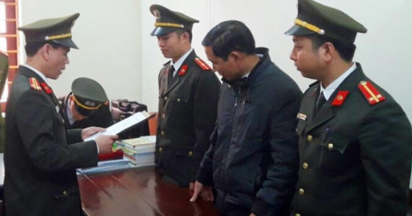 Vụ bắt Bí thư xã: Hé lộ nội dung tin nhắn “tham nhũng tình dục”, “tham nhũng đất đai” Vụ bắt Bí thư xã: Hé lộ nội dung tin nhắn “tham nhũng tình dục”, “tham nhũng đất đai”