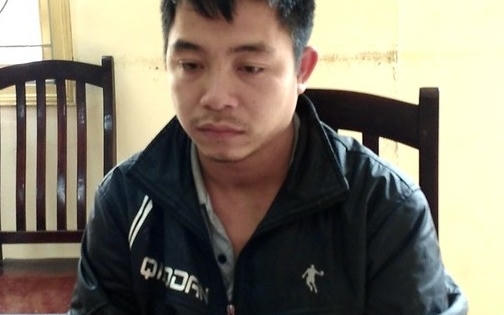 Hà Nội: Phụ xe khách giở trò đồi bại với cô gái trẻ mới quen