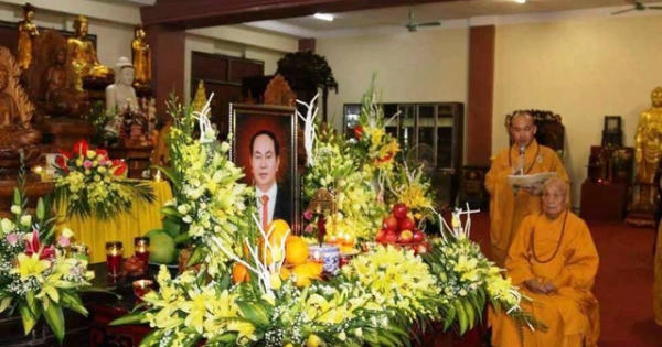 Viếng lễ tang Chủ tịch nước tại quê nhà không mang vòng hoa và miễn chấp điếu Viếng lễ tang Chủ tịch nước tại quê nhà không mang vòng hoa và miễn chấp điếu
