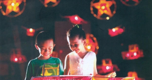 Radio Yêu thương Plus số 32: Ký ức tuổi thơ, một chiếc lồng đèn nhỏ xinh…