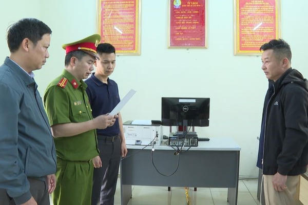 Công an tỉnh Thanh Hóa khởi tố 2 đối tượng khai thác cát trái phép