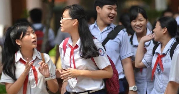 Sáng nay, TP HCM công bố điểm chuẩn vào lớp 10