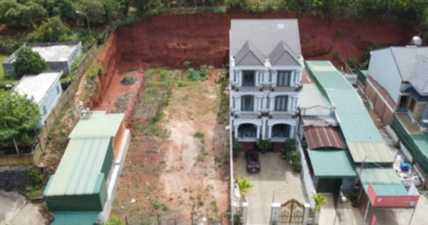 Kỷ luật Giám đốc Văn phòng đăng ký đất đai tỉnh Đắk Nông