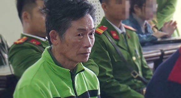 Gã thợ mộc nhiều lần "hại đời" bé gái chưa được 10 tuổi