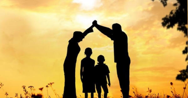 Hãy thương cha mẹ ngoài đời, không phải ở trên mạng ảo