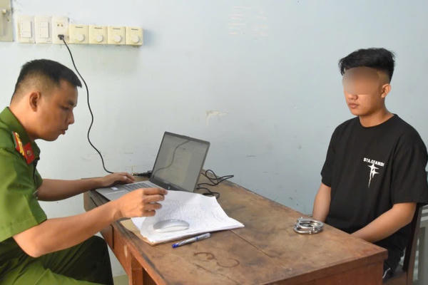 Đồng Tháp: Bắt đối tượng giả vờ mua vàng rồi cướp dây chuyền trị giá 128 triệu đồng