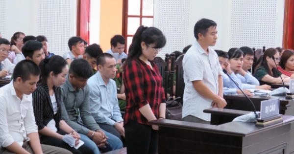 Lừa đảo khách hàng chiếm đoạt hơn 50 tỷ đồng, “kiều nữ” ngân hàng lĩnh án chung thân