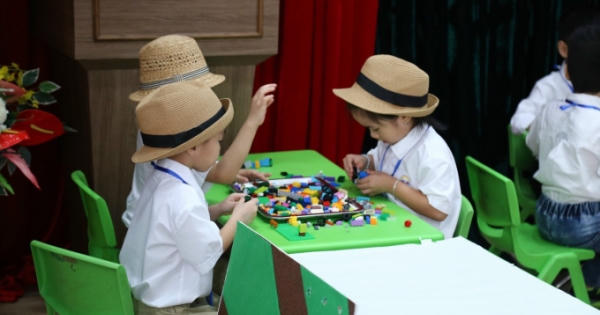 Hiệu quả trong thực hiện thí điểm phổ cập giáo dục mầm non 4 tuổi tại Thành phố Lào Cai Hiệu quả trong thực hiện thí điểm phổ cập giáo dục mầm non 4 tuổi tại Thành phố Lào Cai