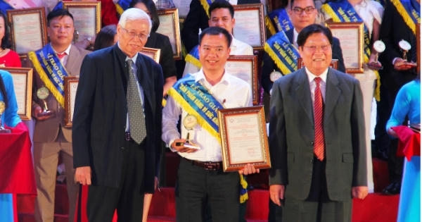 Công ty cổ phần Dược Thảo Á Âu vinh dự nhận Huy chương vàng vì sức khỏe cộng đồng