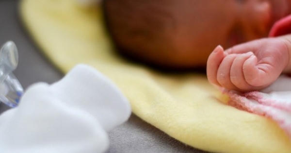 Tiếng khóc của trẻ sơ sinh làm lộ đường dây mua bán người