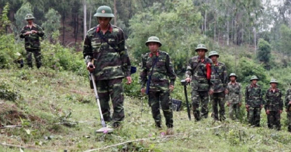 Việt Nam sẽ xây dựng Pháp lệnh khắc phục hậu quả bom mìn sau chiến tranh