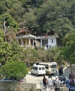 Chùa Bụt Bay được người dân xứ Lạng ví như chùa Hương thứ 2 Chùa Bụt Bay được người dân xứ Lạng ví như chùa Hương thứ 2