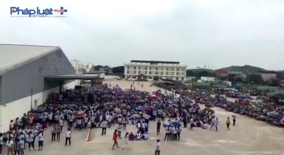 Thanh Hóa: 6.000 công nhân đình công, chính quyền tổ chức đối thoại