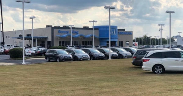 Trẻ 11 tháng tuổi tử vong vì bị bỏ quên trong ôtô