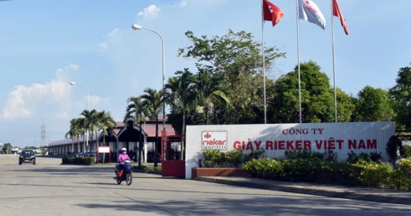 Quảng Nam: Tạm dừng hoạt động 2 phân xưởng tại Công ty Giày Rieker Việt Nam