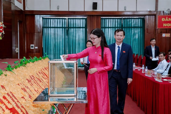 Nghệ An: Ông Vũ Tuấn Dũng giữ chức Chủ tịch UBND huyện Yên Thành