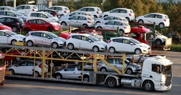 Ô tô nhập thuế 0%: Giá xe giảm bất ngờ