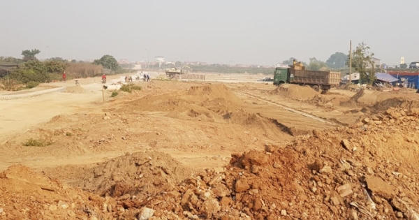 Thi công dự án bất chấp Luật Đê điều ở Hưng Yên: Sở yêu cầu dừng, xã cho phép làm bình thường!