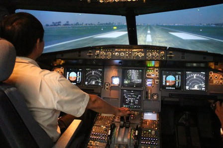 Tiết lộ mức lương gây "choáng" của các phi công