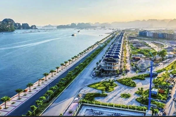 Quảng Ninh giữ vững đà tăng trưởng hai con số