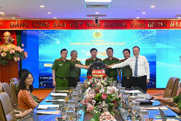 Bộ Công an vận hành Trung tâm Xác thực điện tử cung cấp 4 nhóm dịch vụ