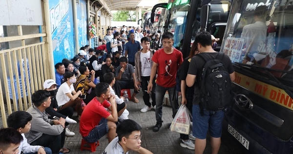 Thí điểm vận tải hành khách liên tỉnh