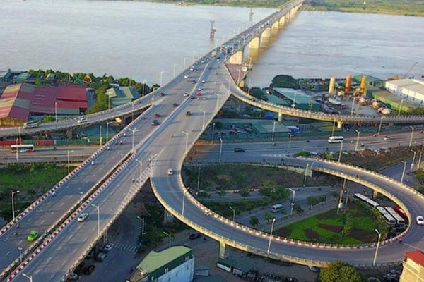 Có tiền mà không tiêu được
