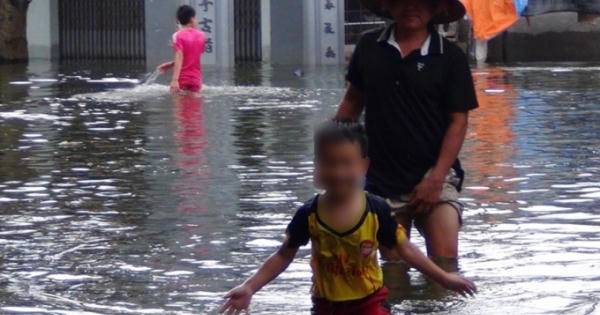 Ngập lụt ở Chương Mỹ: 700 người mắc bệnh