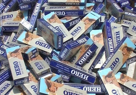 Bắt xe khách chở gần 1.500 gói thuốc lá lậu