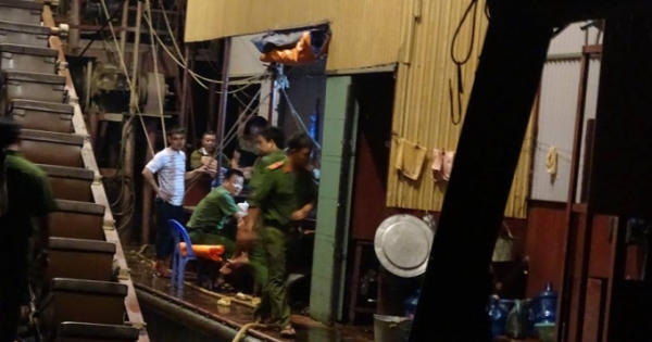 Tuyên Quang: Tàu cuốc hoạt động rầm rộ trên sông Lô, chỗ bắt chỗ không?