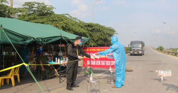 Một công dân dùng phiếu xét nghiệm để trống tên của Bắc Ninh để vượt chốt vào Bắc Giang
