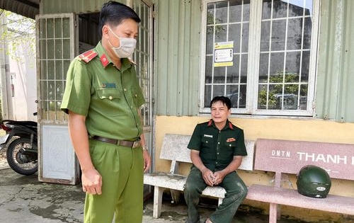 Giả danh đại tá quân đội vượt chốt kiểm dịch để đi lừa đảo