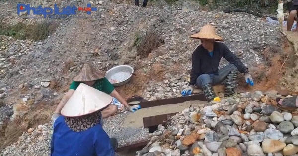 Yên Bái: Ngang nhiên khai thác đá quý trái phép tại xã Hán Đà