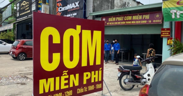 Những suất cơm nghĩa tình trong mùa dịch Covid-19