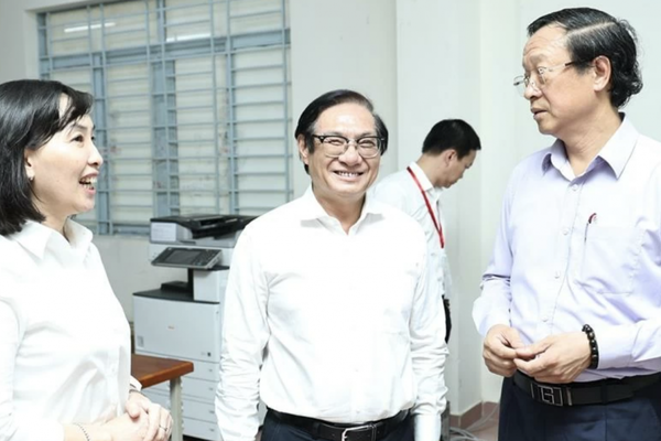 Thứ trưởng Bộ Giáo dục và đào tạo kiểm tra công tác chuẩn bị kỳ thi tốt nghiệp THPT tại Đồng Nai