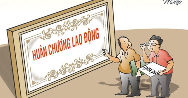 Đã là “tượng đài”, liệu có nên “vội vã” với huân chương?