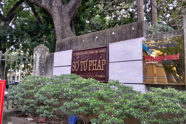 Văn Phòng công chứng Lại Khánh thu phí công chứng không đúng quy định