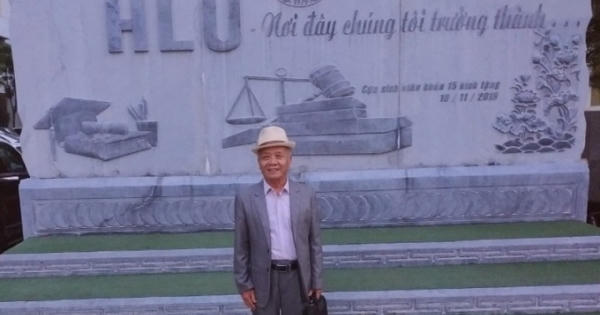 Khát vọng học mãi của “cụ ông” sinh viên ĐH Luật Khát vọng học mãi của “cụ ông” sinh viên ĐH Luật