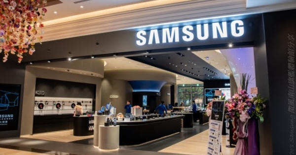 Samsung báo lãi kỷ lục nhờ đối tác gặp khó