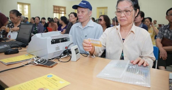 Nỗ lực hết mình “Vì sự hài lòng của người tham gia bảo hiểm xã hội”