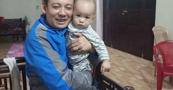 Bé trai một tuổi bị bỏ rơi trong chùa với lời nhắn: “Nhờ nhà chùa nuôi giúp”