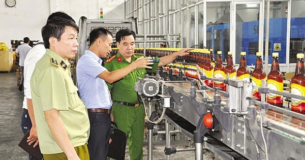 DN một quý bị thanh tra 18 lần: Lo ngại cán bộ lợi dụng "ăn tiền" DN một quý bị thanh tra 18 lần: Lo ngại cán bộ lợi dụng "ăn tiền"