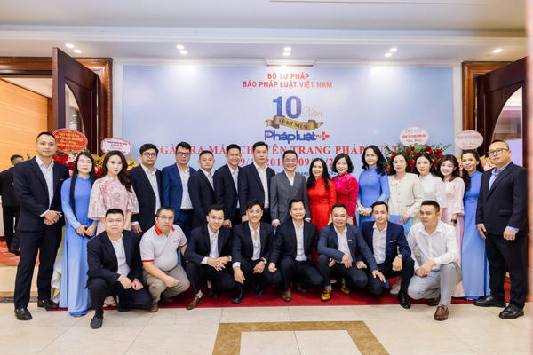 LỜI TRI ÂN NHÂN KỶ NIỆM 10 NĂM RA MẮT CHUYÊN TRANG TRUYỀN THÔNG PHÁP LUẬT PLUS LỜI TRI ÂN NHÂN KỶ NIỆM 10 NĂM RA MẮT CHUYÊN TRANG TRUYỀN THÔNG PHÁP LUẬT PLUS