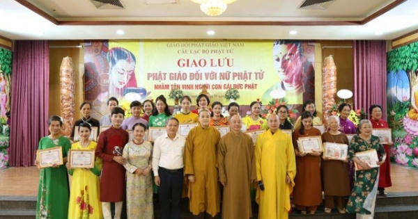 Tôn vinh người con gái Đức Phật tại giao lưu “Phật giáo đối với nữ Phật tử”