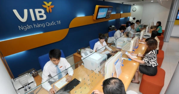 Slide - Điểm tin thị trường: VIB xóa hết nợ xấu tại VAMC