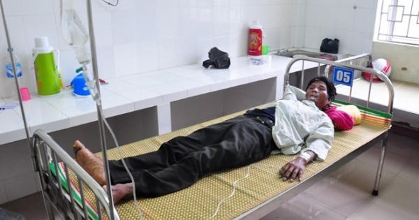 Hai người mắc “bệnh lạ” ở Quảng Ngãi đang diễn biến xấu Hai người mắc “bệnh lạ” ở Quảng Ngãi đang diễn biến xấu