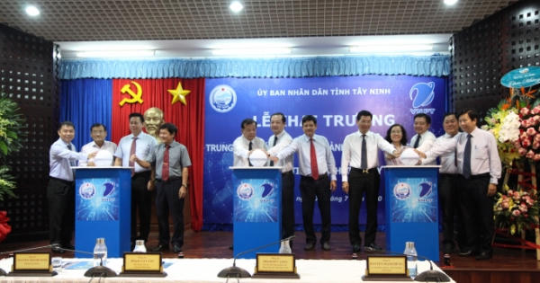 Tây Ninh khai trương Trung tâm giám sát, điều hành đô thị thông minh