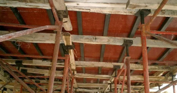 Hình thức lừa đảo mới, thuê cốp pha rồi bán sắt vụn lấy tiền tiêu