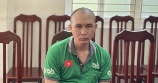 Tạm giữ hình sự đối tượng cướp điện thoại rồi mạo danh để lừa đảo